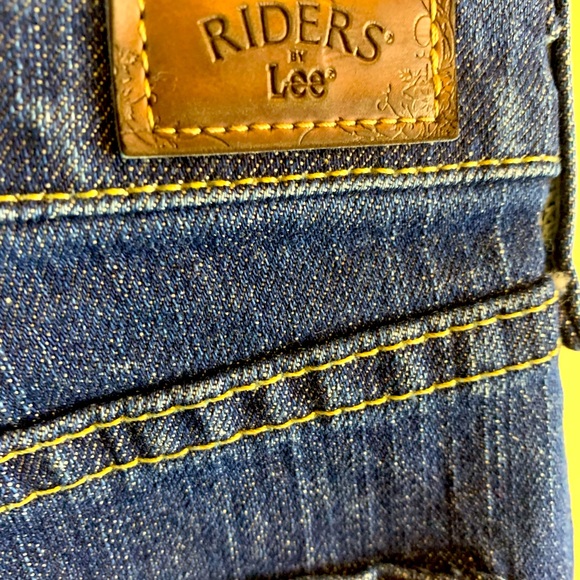 Lee riders womens relaxed straight leg jeans , size 14P - Picture 4 of 7